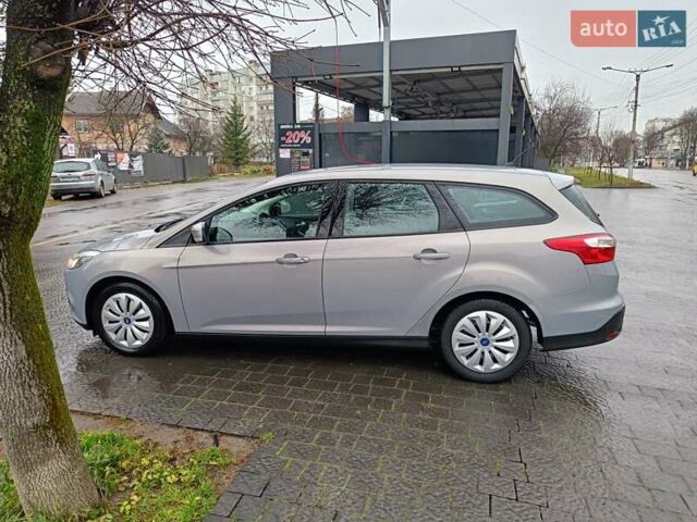Серый Форд Фокус, объемом двигателя 1.6 л и пробегом 236 тыс. км за 6900 $, фото 6 на Automoto.ua