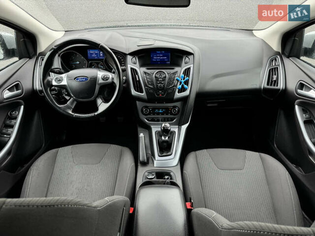 Форд Фокус 2014 в Стрые на Automoto.ua Серый Форд Фокус, объемом двигателя 1.6 л и пробегом 218 тыс. км за 8750 $, фото 33 на Automoto.ua