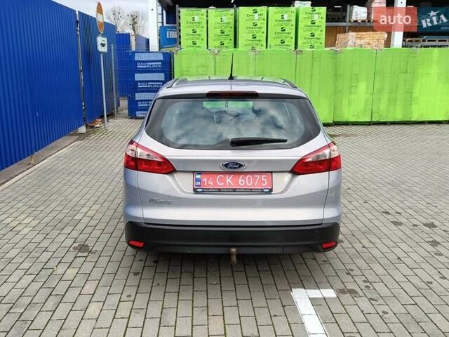 Серый Форд Фокус, объемом двигателя 1.6 л и пробегом 236 тыс. км за 6900 $, фото 5 на Automoto.ua