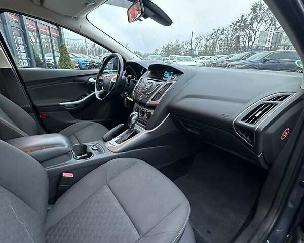 Серый Форд Фокус, объемом двигателя 2 л и пробегом 239 тыс. км за 8200 $, фото 19 на Automoto.ua