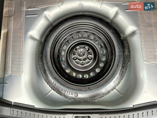 Серый Форд Фокус, объемом двигателя 1.6 л и пробегом 236 тыс. км за 6900 $, фото 27 на Automoto.ua