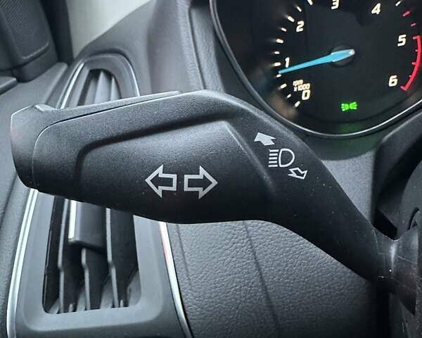 Серый Форд Фокус, объемом двигателя 2 л и пробегом 239 тыс. км за 8200 $, фото 26 на Automoto.ua