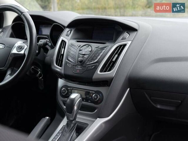 Сірий Форд Фокус, об'ємом двигуна 2 л та пробігом 265 тис. км за 8650 $, фото 19 на Automoto.ua
