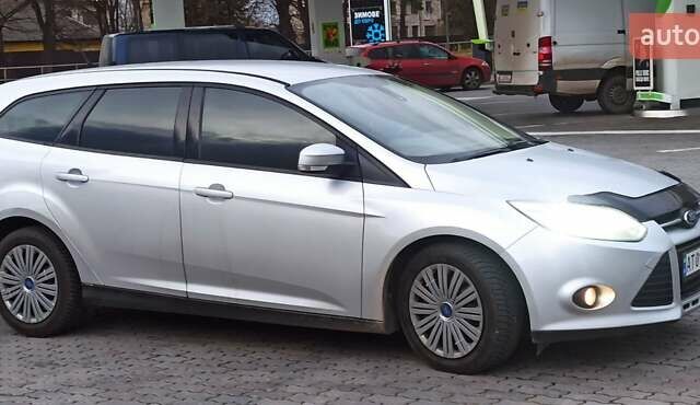 Серый Форд Фокус, объемом двигателя 2 л и пробегом 288 тыс. км за 6700 $, фото 3 на Automoto.ua