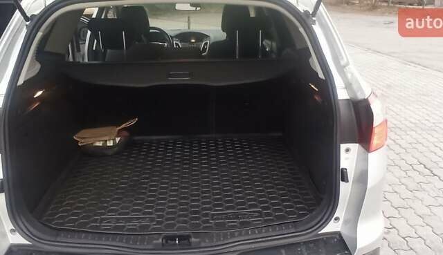 Серый Форд Фокус, объемом двигателя 2 л и пробегом 288 тыс. км за 6700 $, фото 15 на Automoto.ua