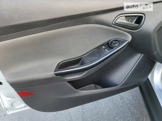 Сірий Форд Фокус, об'ємом двигуна 1.6 л та пробігом 240 тис. км за 7700 $, фото 24 на Automoto.ua