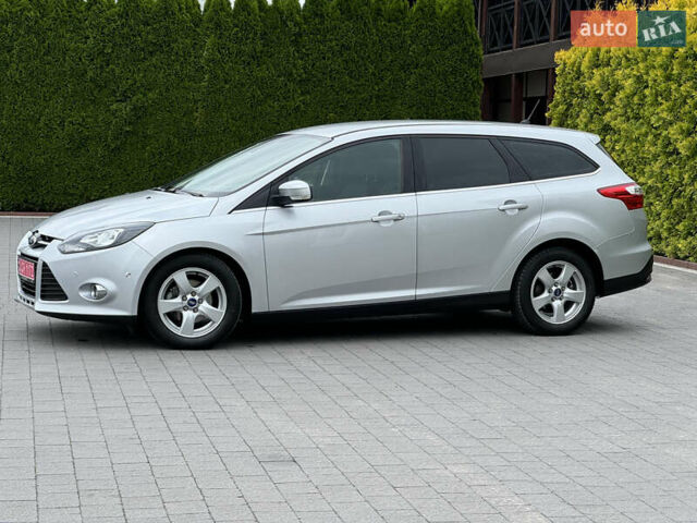 Форд Фокус 2014 в Стрые на Automoto.ua Серый Форд Фокус, объемом двигателя 1.6 л и пробегом 218 тыс. км за 8750 $, фото 9 на Automoto.ua