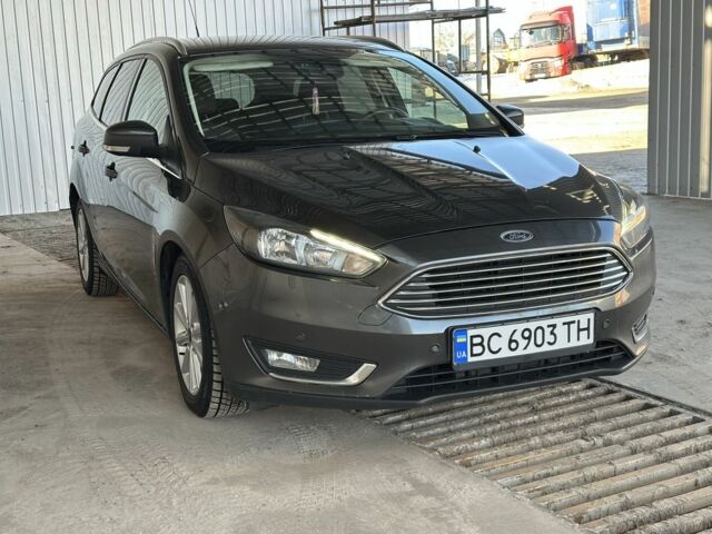 Серый Форд Фокус, объемом двигателя 1.6 л и пробегом 269 тыс. км за 8999 $, фото 5 на Automoto.ua