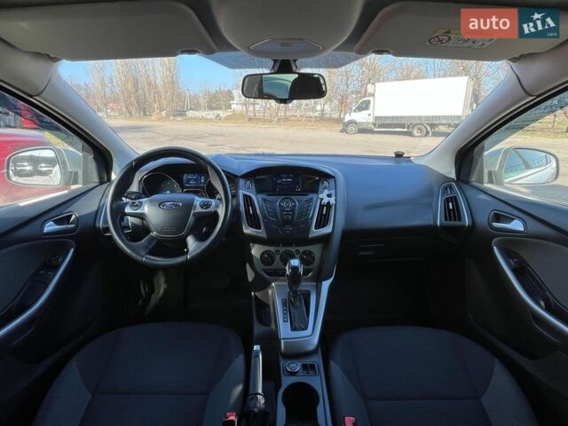 Сірий Форд Фокус, об'ємом двигуна 2 л та пробігом 240 тис. км за 9200 $, фото 13 на Automoto.ua