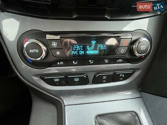 Серый Форд Фокус, объемом двигателя 2 л и пробегом 186 тыс. км за 9000 $, фото 12 на Automoto.ua