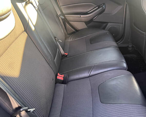 Серый Форд Фокус, объемом двигателя 2 л и пробегом 243 тыс. км за 9150 $, фото 28 на Automoto.ua