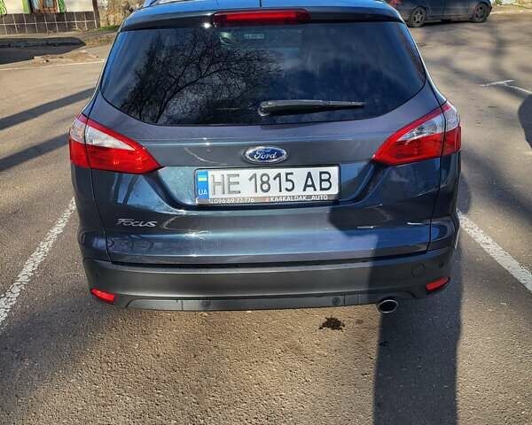 Серый Форд Фокус, объемом двигателя 2 л и пробегом 215 тыс. км за 8450 $, фото 5 на Automoto.ua