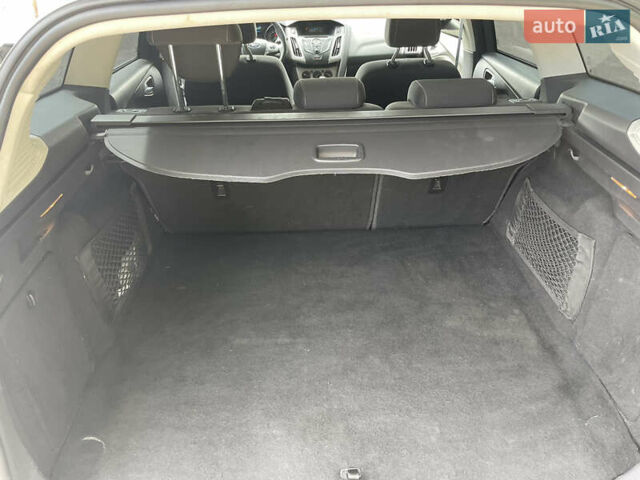 Серый Форд Фокус, объемом двигателя 1.6 л и пробегом 253 тыс. км за 7250 $, фото 11 на Automoto.ua