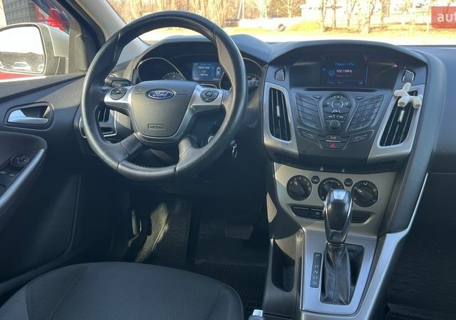 Серый Форд Фокус, объемом двигателя 2 л и пробегом 240 тыс. км за 9200 $, фото 15 на Automoto.ua