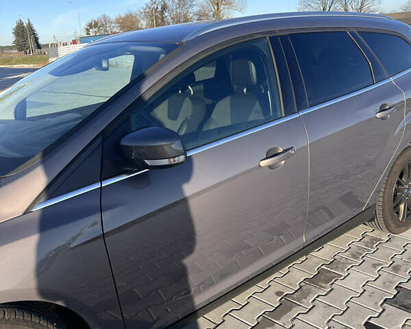 Серый Форд Фокус, объемом двигателя 2 л и пробегом 243 тыс. км за 9150 $, фото 11 на Automoto.ua