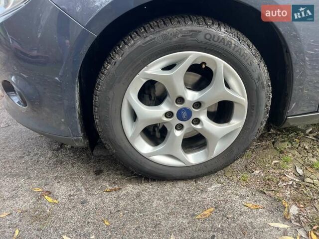 Форд Фокус 2014 у Нежине на Automoto.ua Сірий Форд Фокус, об'ємом двигуна 1.6 л та пробігом 230 тис. км за 8000 $, фото 9 на Automoto.ua