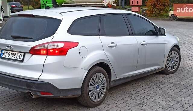 Серый Форд Фокус, объемом двигателя 2 л и пробегом 288 тыс. км за 6700 $, фото 6 на Automoto.ua