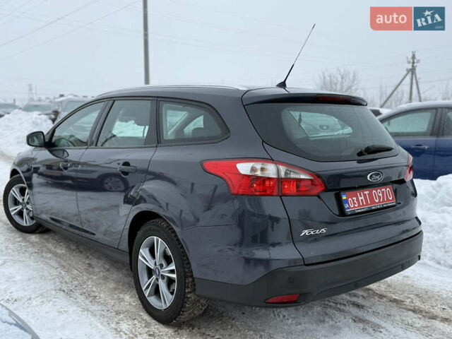 Серый Форд Фокус, объемом двигателя 1.6 л и пробегом 250 тыс. км за 9300 $, фото 4 на Automoto.ua