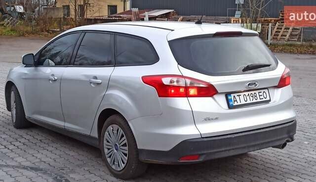 Серый Форд Фокус, объемом двигателя 2 л и пробегом 288 тыс. км за 6700 $, фото 1 на Automoto.ua