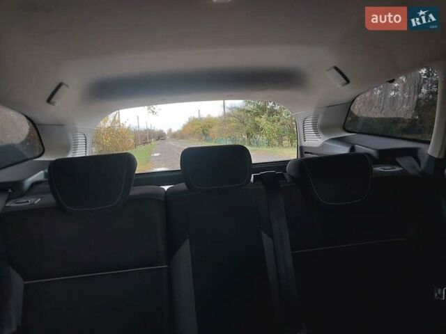 Серый Форд Фокус, объемом двигателя 1.6 л и пробегом 272 тыс. км за 7900 $, фото 3 на Automoto.ua