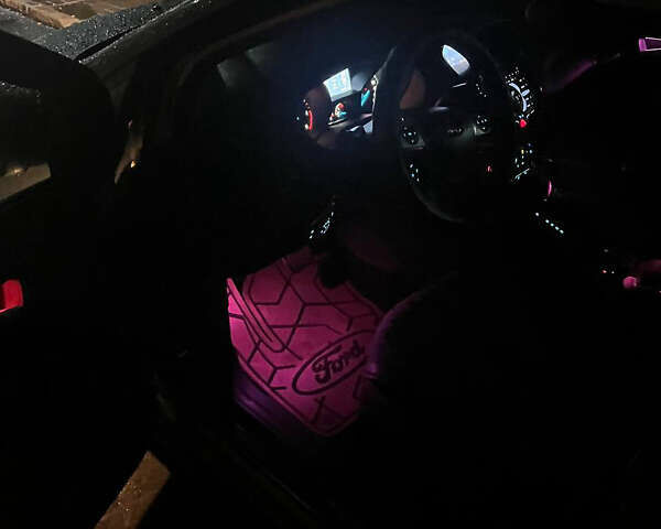 Сірий Форд Фокус, об'ємом двигуна 2 л та пробігом 300 тис. км за 8200 $, фото 18 на Automoto.ua