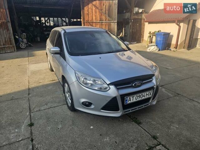 Серый Форд Фокус, объемом двигателя 2 л и пробегом 275 тыс. км за 8100 $, фото 1 на Automoto.ua
