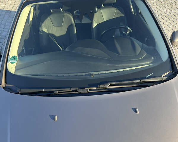 Серый Форд Фокус, объемом двигателя 2 л и пробегом 243 тыс. км за 9150 $, фото 7 на Automoto.ua