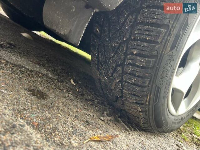 Форд Фокус 2014 у Нежине на Automoto.ua Сірий Форд Фокус, об'ємом двигуна 1.6 л та пробігом 230 тис. км за 8000 $, фото 10 на Automoto.ua