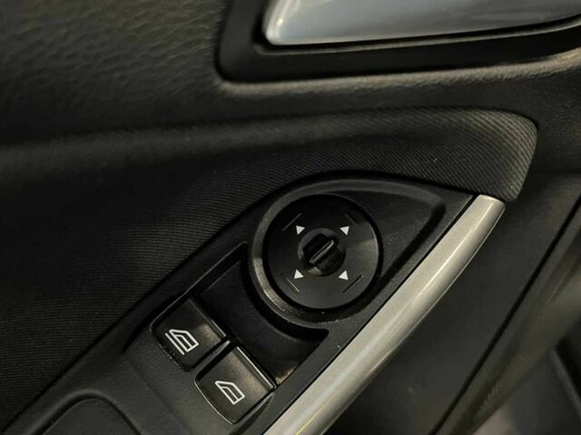 Форд Фокус 2014 у Львові на Automoto.ua Сірий Форд Фокус, об'ємом двигуна 1.6 л та пробігом 263 тис. км за 7600 $, фото 17 на Automoto.ua