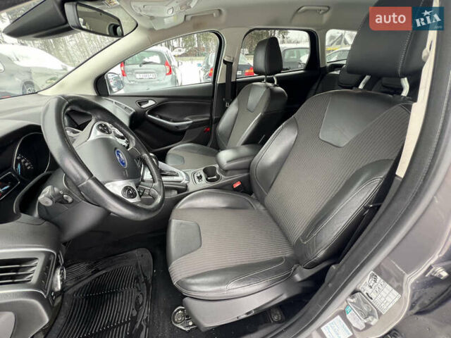Сірий Форд Фокус, об'ємом двигуна 2 л та пробігом 243 тис. км за 8800 $, фото 21 на Automoto.ua