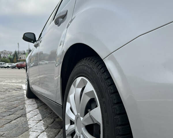 Серый Форд Фокус, объемом двигателя 2 л и пробегом 125 тыс. км за 8200 $, фото 11 на Automoto.ua