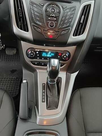 Сірий Форд Фокус, об'ємом двигуна 2 л та пробігом 212 тис. км за 7999 $, фото 14 на Automoto.ua