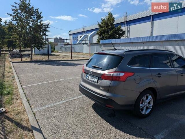 Сірий Форд Фокус, об'ємом двигуна 1 л та пробігом 222 тис. км за 6500 $, фото 3 на Automoto.ua