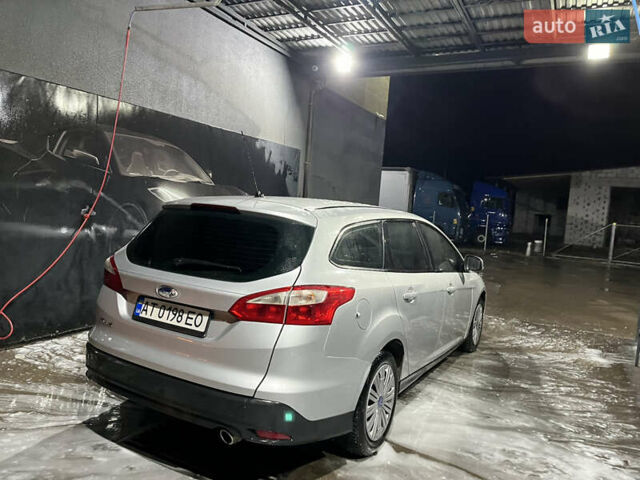 Сірий Форд Фокус, об'ємом двигуна 2 л та пробігом 289 тис. км за 7700 $, фото 10 на Automoto.ua