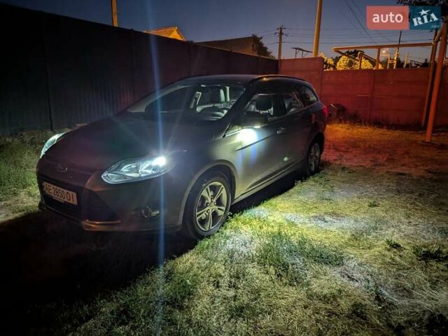 Сірий Форд Фокус, об'ємом двигуна 1 л та пробігом 222 тис. км за 6500 $, фото 16 на Automoto.ua