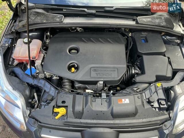 Форд Фокус 2014 у Нежине на Automoto.ua Сірий Форд Фокус, об'ємом двигуна 1.6 л та пробігом 230 тис. км за 8000 $, фото 24 на Automoto.ua