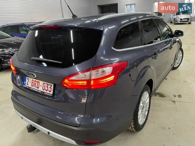 Серый Форд Фокус, объемом двигателя 1.6 л и пробегом 211 тыс. км за 8900 $, фото 8 на Automoto.ua