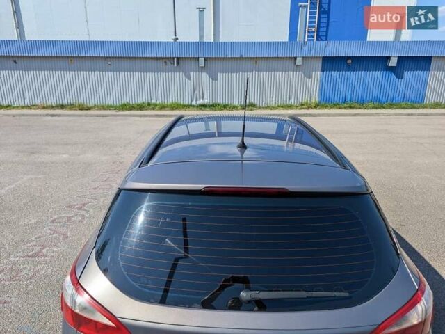 Сірий Форд Фокус, об'ємом двигуна 1 л та пробігом 222 тис. км за 6500 $, фото 10 на Automoto.ua