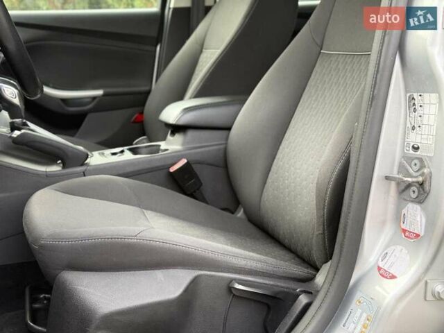 Сірий Форд Фокус, об'ємом двигуна 2 л та пробігом 265 тис. км за 8650 $, фото 31 на Automoto.ua
