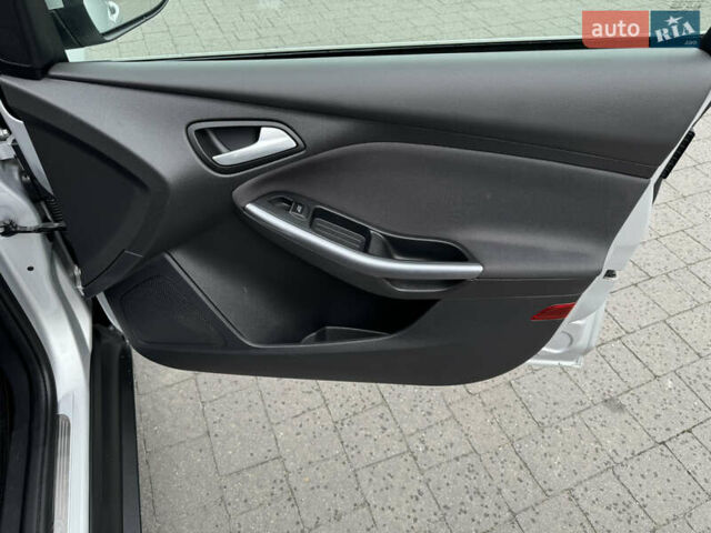 Форд Фокус 2014 в Стрые на Automoto.ua Серый Форд Фокус, объемом двигателя 1.6 л и пробегом 218 тыс. км за 8750 $, фото 76 на Automoto.ua