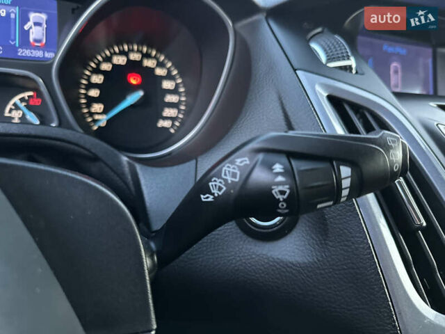 Форд Фокус 2014 в Стрые на Automoto.ua Серый Форд Фокус, объемом двигателя 1.6 л и пробегом 226 тыс. км за 8599 $, фото 72 на Automoto.ua