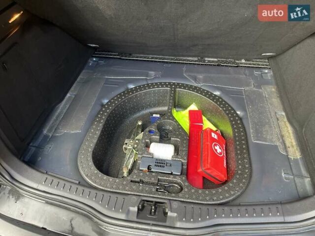 Форд Фокус 2014 у Нежине на Automoto.ua Сірий Форд Фокус, об'ємом двигуна 1.6 л та пробігом 230 тис. км за 8000 $, фото 21 на Automoto.ua