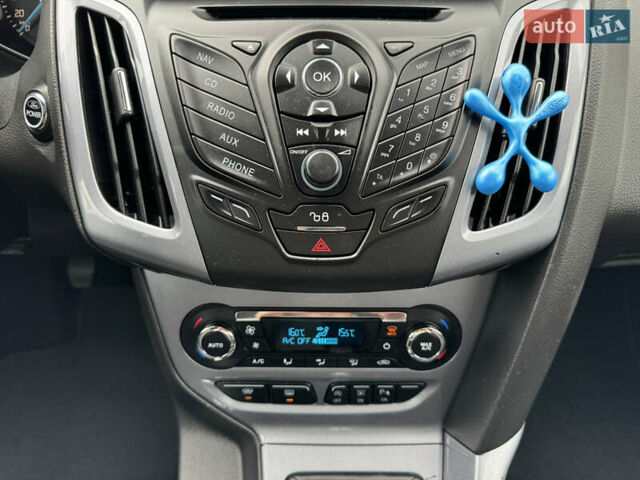 Форд Фокус 2014 в Стрые на Automoto.ua Серый Форд Фокус, объемом двигателя 1.6 л и пробегом 218 тыс. км за 8750 $, фото 42 на Automoto.ua