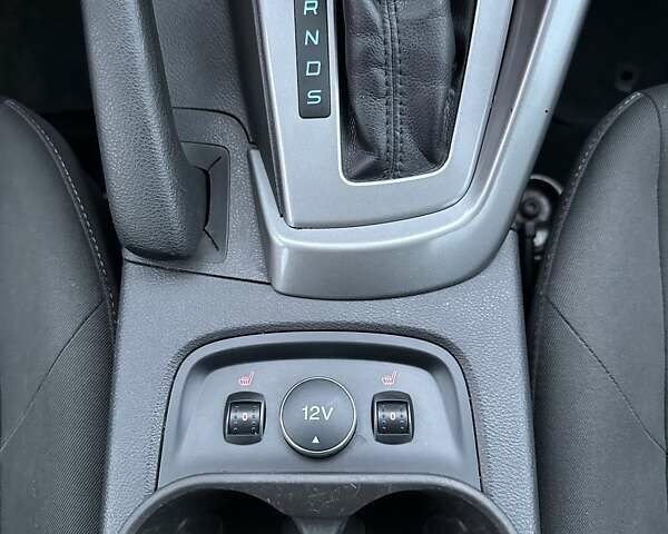 Серый Форд Фокус, объемом двигателя 2 л и пробегом 239 тыс. км за 8200 $, фото 22 на Automoto.ua