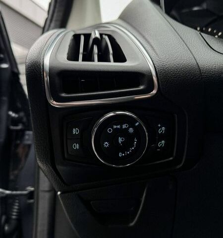 Сірий Форд Фокус, об'ємом двигуна 1.6 л та пробігом 190 тис. км за 8500 $, фото 28 на Automoto.ua