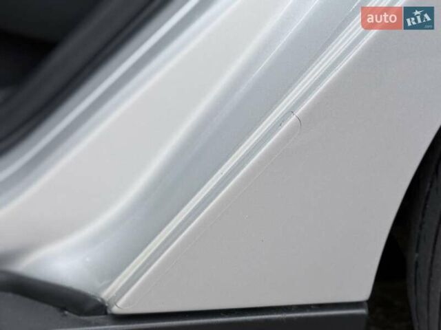 Сірий Форд Фокус, об'ємом двигуна 2 л та пробігом 265 тис. км за 8650 $, фото 13 на Automoto.ua