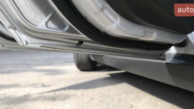 Серый Форд Фокус, объемом двигателя 1.56 л и пробегом 230 тыс. км за 8500 $, фото 2 на Automoto.ua