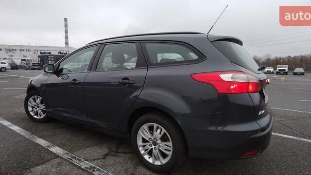 Сірий Форд Фокус, об'ємом двигуна 2 л та пробігом 212 тис. км за 7999 $, фото 8 на Automoto.ua