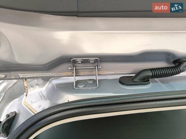 Серый Форд Фокус, объемом двигателя 1.6 л и пробегом 236 тыс. км за 6900 $, фото 69 на Automoto.ua