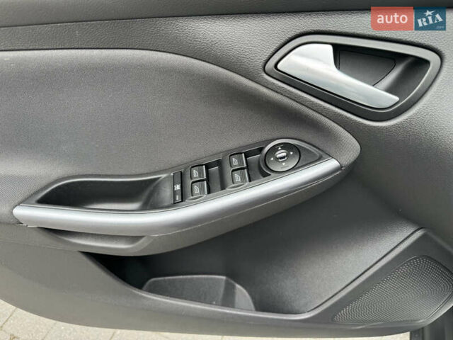 Форд Фокус 2014 в Стрые на Automoto.ua Серый Форд Фокус, объемом двигателя 1.6 л и пробегом 218 тыс. км за 8750 $, фото 79 на Automoto.ua